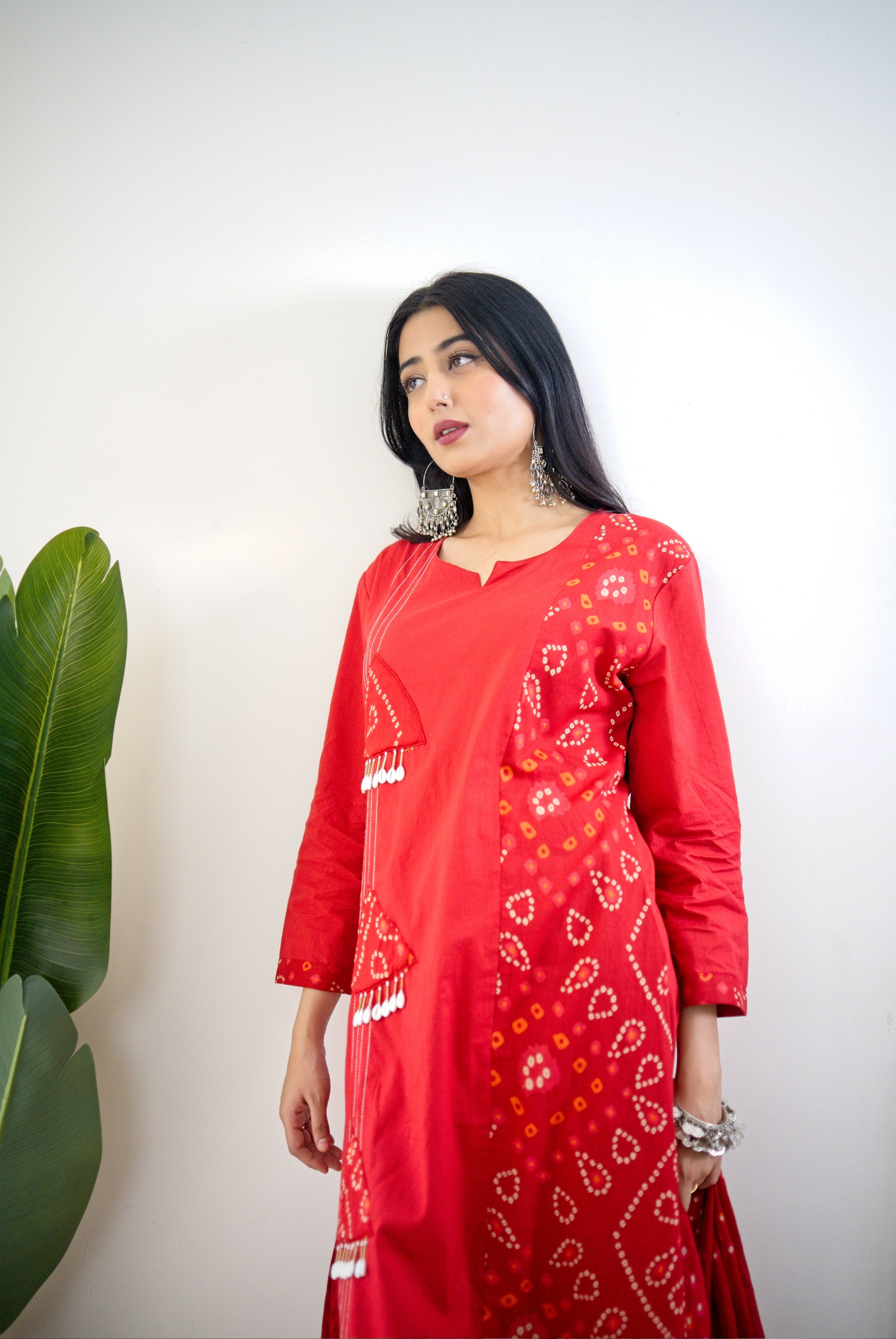 Raha MulCotton Bandhani Hand Detailed Pant Set